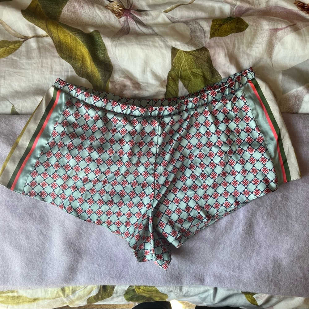 Sleep Shorts - Picture 2 of 6